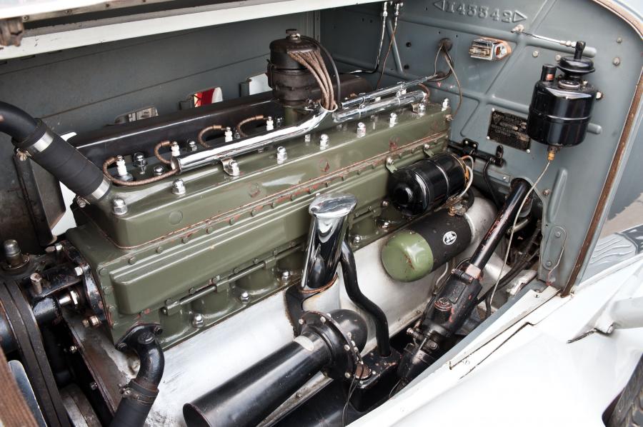  Packard Model 840 Deluxe Eight Convertible Coupe 1931 года  (фото 31 из 33)